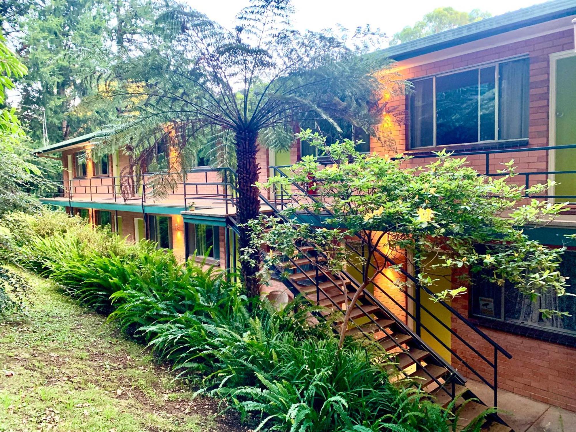 The Warby, Where Mid-Century Style Meets The Mountains Warburton Exterior foto